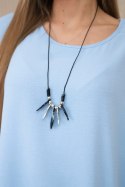Bluzka oversize z wisiorkiem niebieski