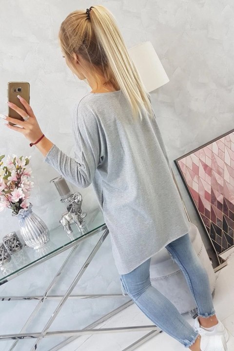 Bluzka oversize z nadrukiem tęczowych ust szara Bluzka oversize z nadrukiem tęczowych ust szara