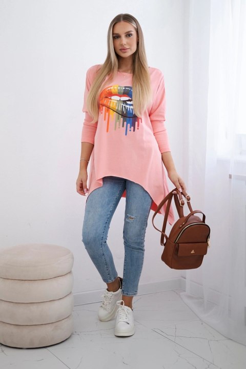 Bluzka oversize z nadrukiem tęczowych ust morelowa Bluzka oversize z nadrukiem tęczowych ust morelowa