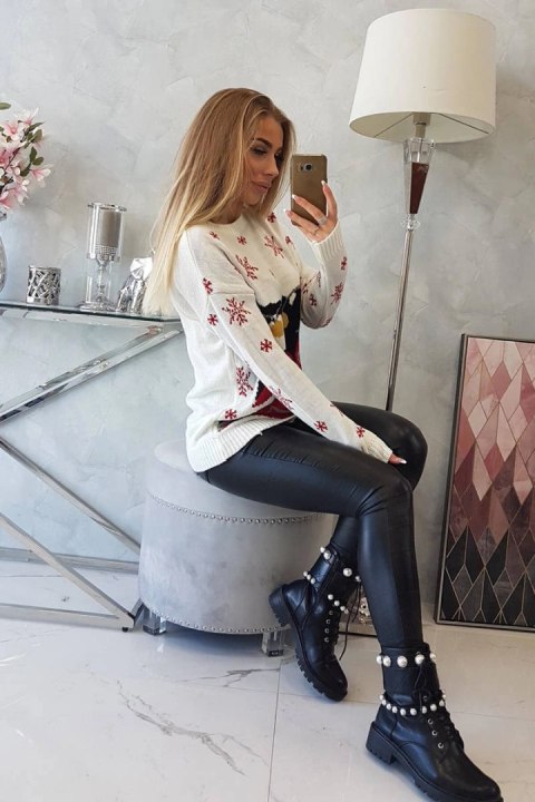 Sweter świąteczny z reniferem ecru Sweter świąteczny z reniferem ecru