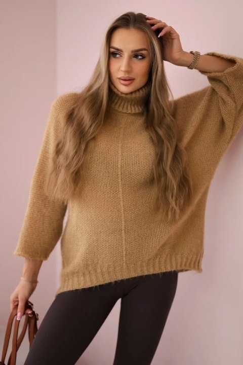 Sweter z golfem camelowy Sweter z golfem camelowy