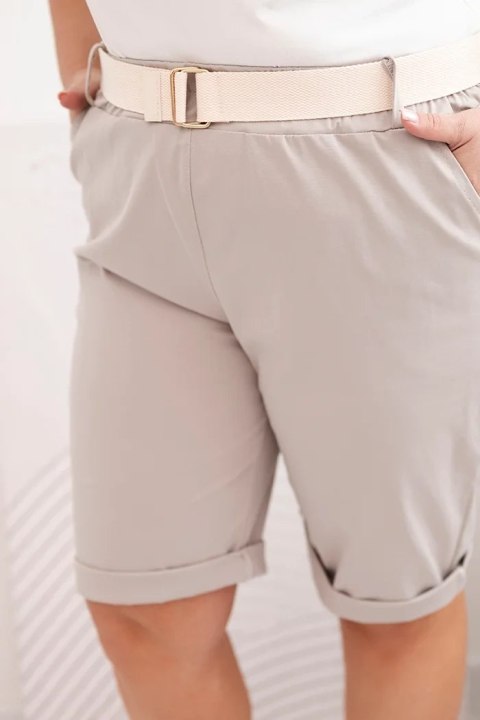 Spodenki damskie bawełniane Plus Size z paskiem ciemno beżowe Spodenki damskie bawełniane Plus Size z paskiem ciemno beżowe