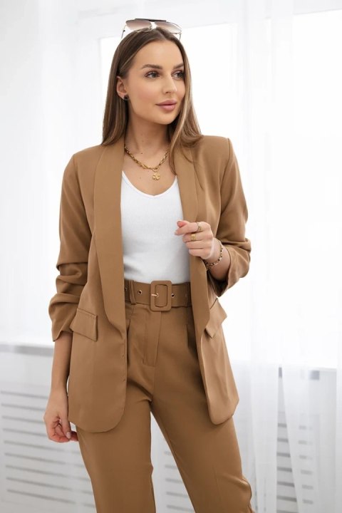 Komplet elegancki marynarki ze spodniami camelowy Komplet elegancki marynarki ze spodniami camelowy